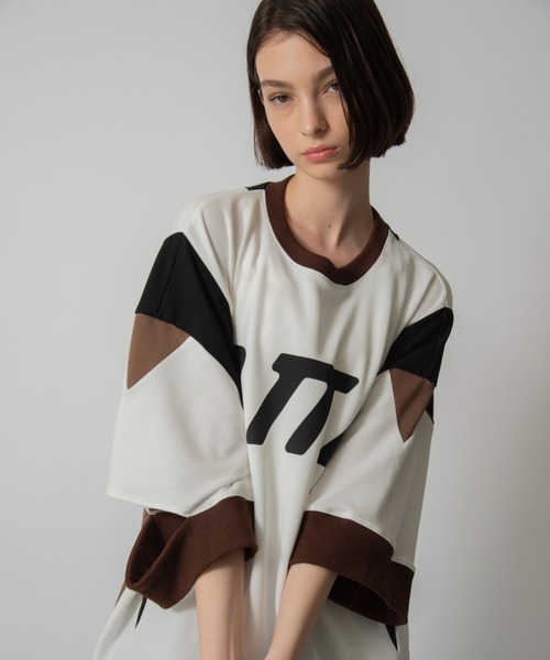 D.TT.K（ディティーティーケー）の「【ユニセックスアイテム】 RIB DETAIL GAME SHIRTS  オーバーサイズ アンフィニッシュド リブ ゲームシャツ（Tシャツ/カットソー・メンズ・ホワイト/ブラック・MEDIUM/LARGE）」の7枚目の写真