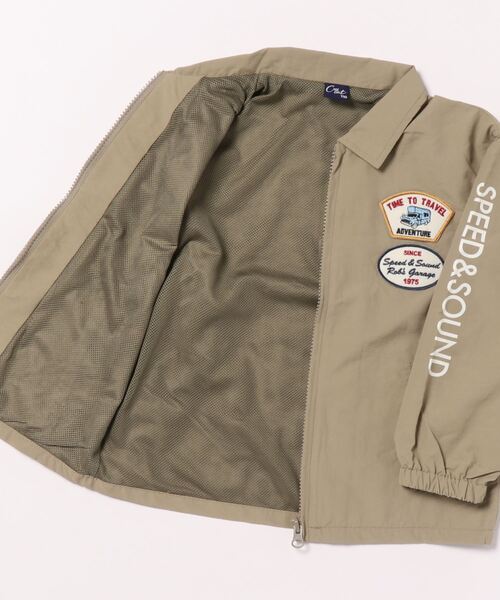 Crescent（クレッセント）の「ワッペン付コーチジャケット（ナイロンジャケット・キッズ・ベージュ/ブラック・110/120/130/90/95/80/100）」の4枚目の写真