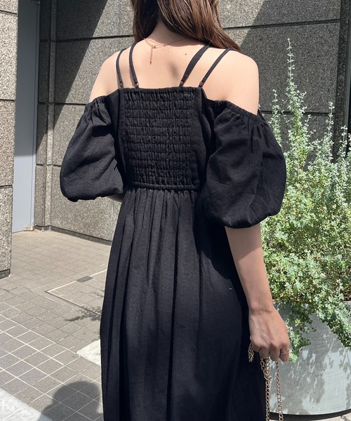 one after another NICE CLAUP（ワンアフターアナザーナイスクラップ）の「ネッククロス袖ボリュームワンピ（ワンピース・レディース・オフホワイト/ブラック/ブラック×ホワイト/イエロー・FREE）」の13枚目の写真