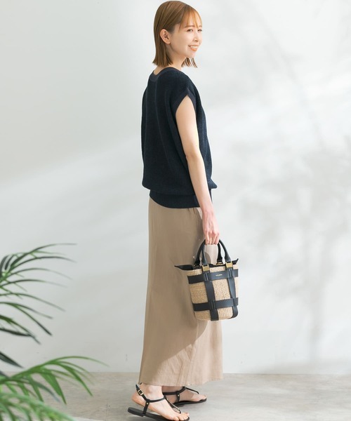 URBAN RESEARCH ROSSO WOMEN（アーバンリサーチ　ロッソ）の「デザインスリットイージータイトスカート（スカート・レディース・ベージュ/ブラック/レッド・FREE）」の8枚目の写真