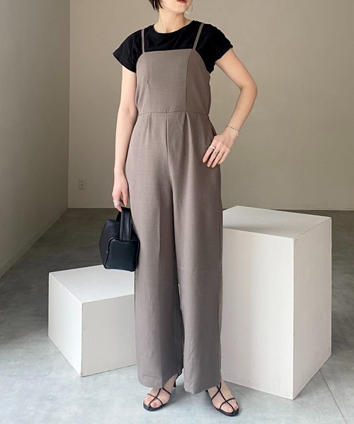 She's Closet(シーズクローゼット)の「バックシャーリングハイウエスト切り替えオールインワンワイドパンツキャミサロペット(サロペット/オーバーオール・レディース・アイボリー/カーキ/ブラック・FREE)」の3枚目の写真