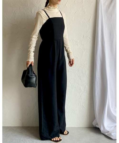 She's Closet(シーズクローゼット)の「バックシャーリングハイウエスト切り替えオールインワンワイドパンツキャミサロペット(サロペット/オーバーオール・レディース・アイボリー/カーキ/ブラック・FREE)」の11枚目の写真