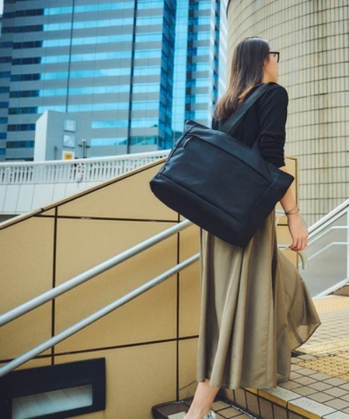 バッグ Incase City Market Tote with CORDURA Amazon.com: Incase City Market Tote Bag with Cordura, Black