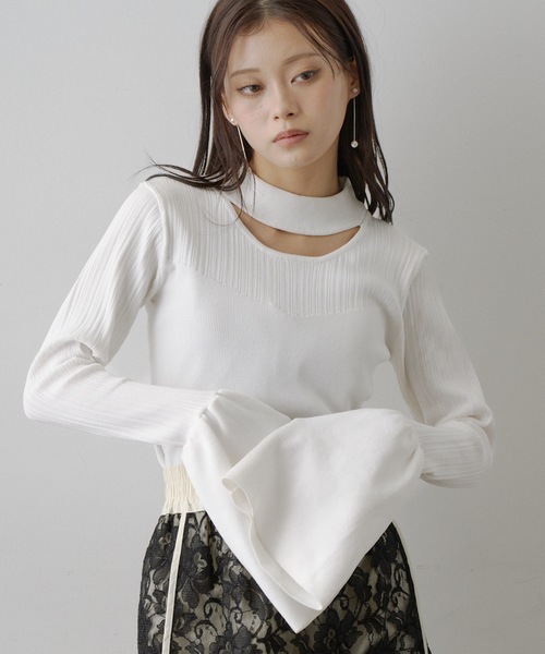 ベルスリーブチョーカーリブニットトップス（ニット/セーター