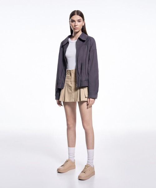 CHARLES & KEITH(チャールズ & キース)の「レースアップ スニーカー(スニーカー・レディース・ブラック/ベージュ/ホワイト・25cm/23cm/23.5cm/24.5cm/25.5cm/22.5cm)」の5枚目の写真