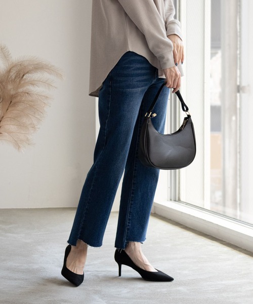 NAVY(ネイビー)の「GOOD STYLE JEANS 裾フリンジセミフレアパンツ(デニムパンツ・レディース・ブルー/ワンウォッシュ/ネイビー・S/M/L)」の9枚目の写真