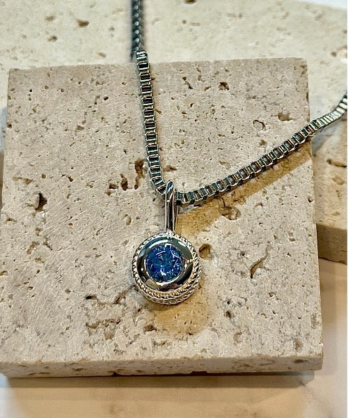 blatto(ブラット)の「【blatto 925silver】925シルバートップ デザインネックレス blat-ne-5 Y(ネックレス・メンズ・レッド/ライトブルー/レッド系その他/ライトグリーン/ブラック/シルバー系その他/イエロー・FREE)」の4枚目の写真