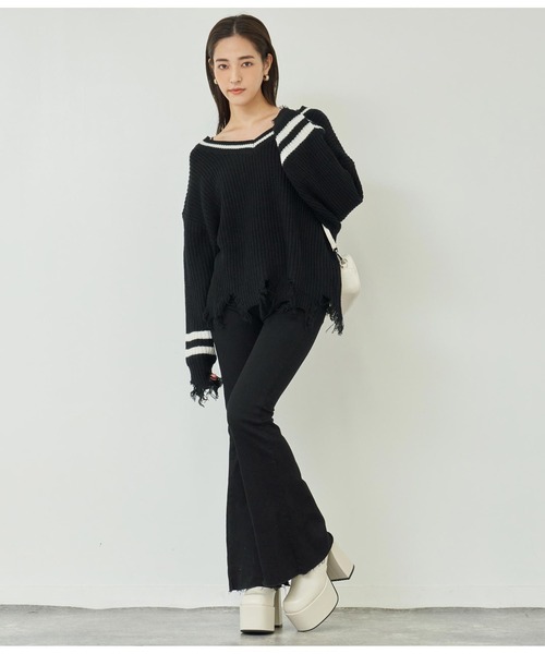 ANAP(アナップ)の「ダメージラインニットトップス【親子お揃い】(ニット/セーター・レディース・グリーン/アイボリー/ブラック・FREE)」の17枚目の写真