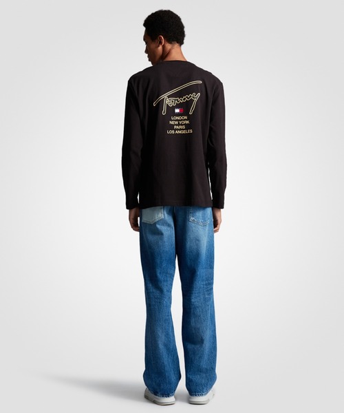 tommy jeans（トミー ジーンズ）の「ゴールドシグネチャーバックロングスリーブTシャツ（Tシャツ/カットソー・メンズ・ホワイト/ブラウン/ブラック・LARGE/X-LARGE/SMALL/MEDIUM）」の5枚目の写真