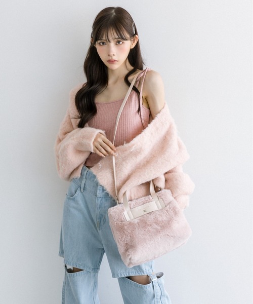 OLIVE des OLIVE(オリーブデオリーブ)の「エンブレム付きファーミニトートバッグ 1032120130(ショルダーバッグ・レディース・ピンク/アイボリー・FREE)」の6枚目の写真