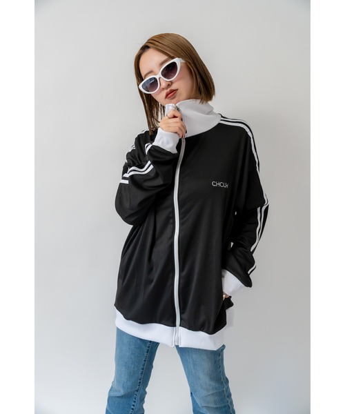 ＊新品タグ付き＊ちいかわ*ダブルライン入りジャージ　大きいサイズ　レディース 新品タグ付き＊ちいかわ*ダブルライン入りジャージ 大きいサイズ