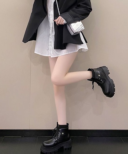 Lace Ladies(レースレディース)の「ボリュームソールレースアップショートブーツ(ブーツ・レディース・アイボリー/ブラック・22.5/23/23.5/24/24.5/ 25)」の7枚目の写真