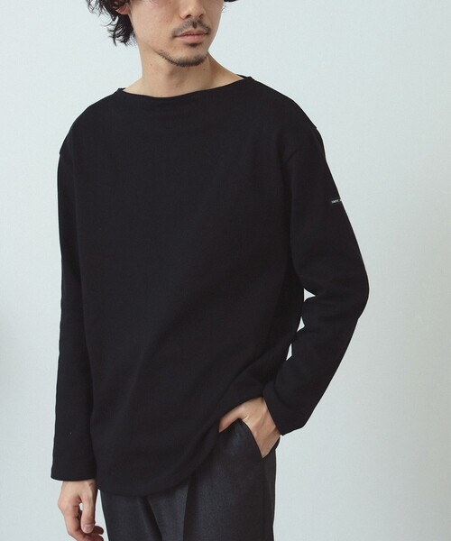 BEAMS F(ビームスエフ)の「SAINT JAMES / OUESSANT ソリッド ボートネック Tシャツ(Tシャツ/カットソー・メンズ・オフホワイト/ブラック/ナチュラル/ネイビー・6/5/4)」の3枚目の写真