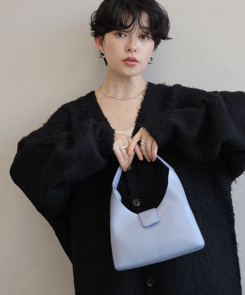 RAGEBLUE(レイジブルー)の「3WAYフラップハンドバック(ハンドバッグ・レディース・ブラック/ブルー・FREE)」の6枚目の写真