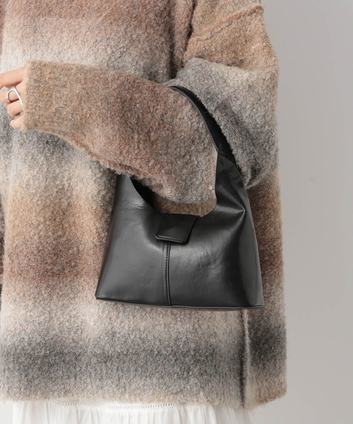 RAGEBLUE(レイジブルー)の「3WAYフラップハンドバック(ハンドバッグ・レディース・ブラック/ブルー・FREE)」の9枚目の写真