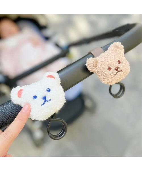lit.Cy(リットシー)の「テディベア ベビーカーフック 荷物掛け(ベビーカー/ベビーカー用品・レディース・ブラウン/ベージュ/オフホワイト・FREE)」の4枚目の写真