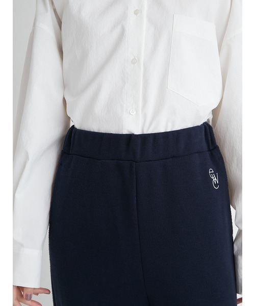 emmi（エミ）の「【emmi atelier】ewcロゴスウェットパンツ（スウェットパンツ・レディース・ライトブルー/ネイビー/ホワイト・FREE）」の15枚目の写真