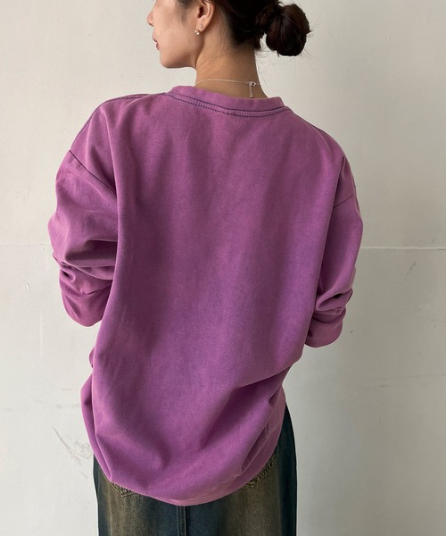 Jewelobe(ジュエローブ)の「ヴィンテージウォッシュ風オーバーサイズTシャツ(Tシャツ/カットソー・レディース・ブルー/ベージュ/パープル/ブラック・FREE)」の14枚目の写真