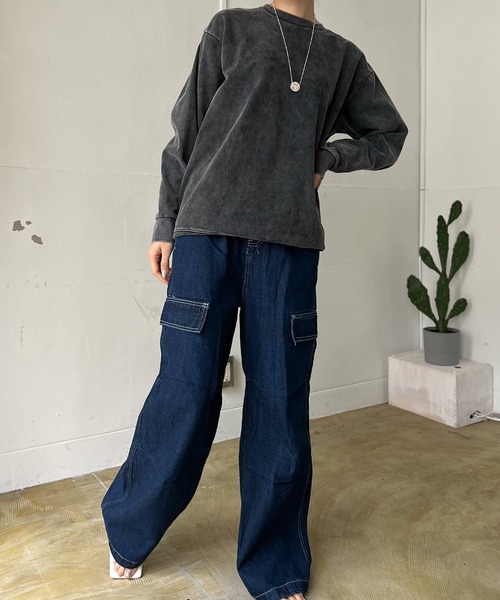 Jewelobe(ジュエローブ)の「ヴィンテージウォッシュ風オーバーサイズTシャツ(Tシャツ/カットソー・レディース・ブルー/ベージュ/パープル/ブラック・FREE)」の10枚目の写真