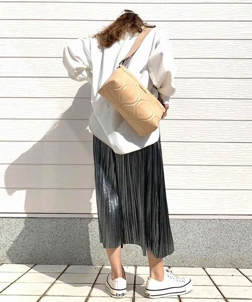 Q（キュー）の「シャイニープリーツスカート（スカート・レディース・ゴールド/シルバー・MEDIUM）」の8枚目の写真
