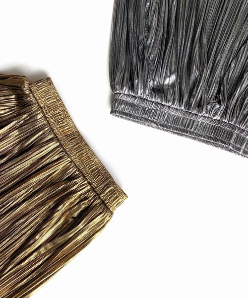 Q（キュー）の「シャイニープリーツスカート（スカート・レディース・ゴールド/シルバー・MEDIUM）」の5枚目の写真