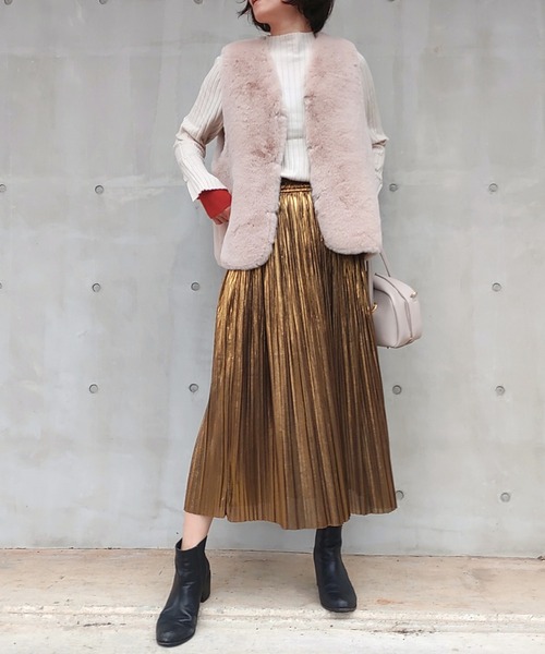 Q（キュー）の「シャイニープリーツスカート（スカート・レディース・ゴールド/シルバー・MEDIUM）」の19枚目の写真