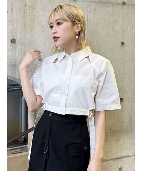 MURUA（ムルーア）の「カットアウトクロップドシャツ（シャツ