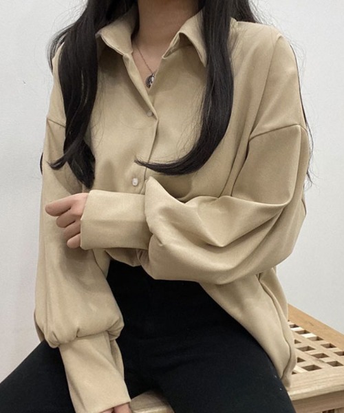 VIVID LADY(ビビッドレディー)の「ボリューム袖シャツブラウス バルーン袖ブラウス 韓国ファッション(シャツ/ブラウス・レディース・イエロー/パープル/ベージュ/スカイブルー/アイボリー/ブラック/ワインレッド・FREE)」の10枚目の写真