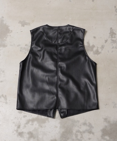Revo.（レボ）の「シンセティックレザー ベスト ジレ（ベスト）」 - WEAR