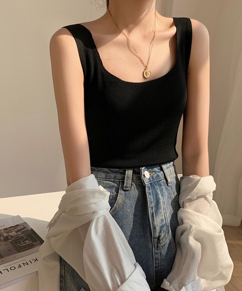 MILAE（ミレ）の「スクエアネックリブ編みタンクトップ（タンクトップ・レディース・ホワイト/ライトグリーン/イエロー/ブラック/ライトピンク/ライトベージュ/サックスブルー・FREE）」の2枚目の写真