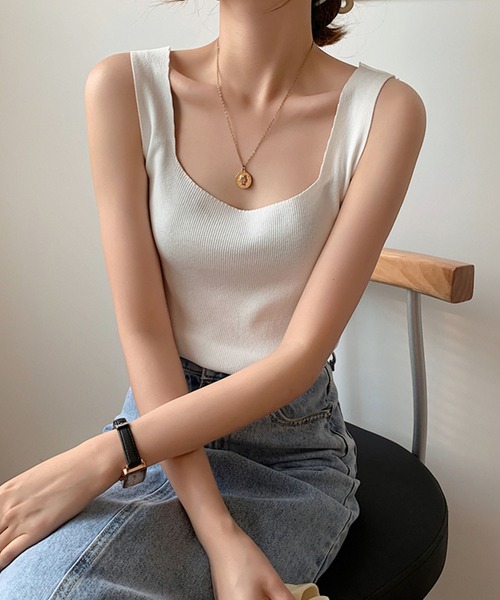 MILAE（ミレ）の「スクエアネックリブ編みタンクトップ（タンクトップ・レディース・ホワイト/ライトグリーン/イエロー/ブラック/ライトピンク/ライトベージュ/サックスブルー・FREE）」の10枚目の写真