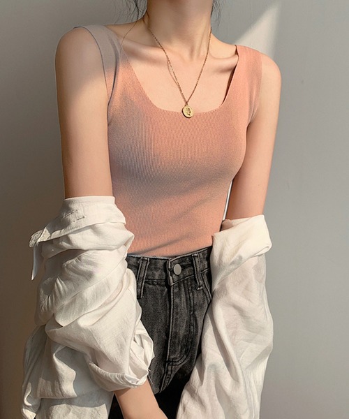 MILAE（ミレ）の「スクエアネックリブ編みタンクトップ（タンクトップ・レディース・ホワイト/ライトグリーン/イエロー/ブラック/ライトピンク/ライトベージュ/サックスブルー・FREE）」の19枚目の写真