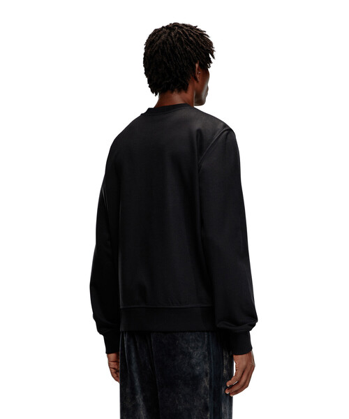 DIESEL(ディーゼル)の「メンズ スウェット S-GINN-K43(スウェット・メンズ・ホワイト/ブラック・SMALL/MEDIUM/LARGE/XX-LARGE/XXX-LARGE/X-SMALL/X-LARGE)」の6枚目の写真