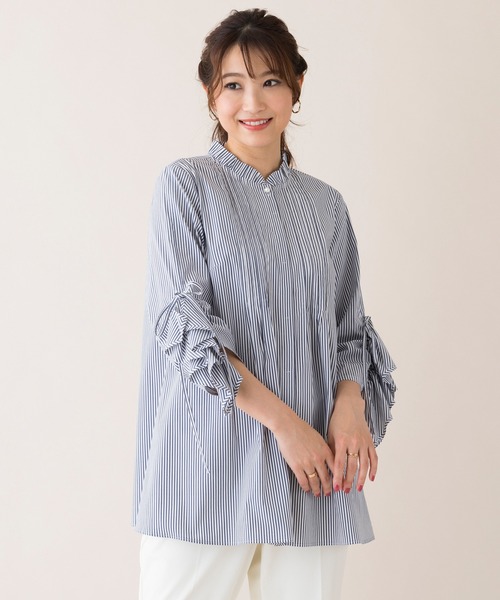 Rose Tiara（ローズティアラ）の「ギャザースリーブストライプブラウス（シャツ/ブラウス・レディース・ネイビー/ブルー・46/42/38）」の3枚目の写真