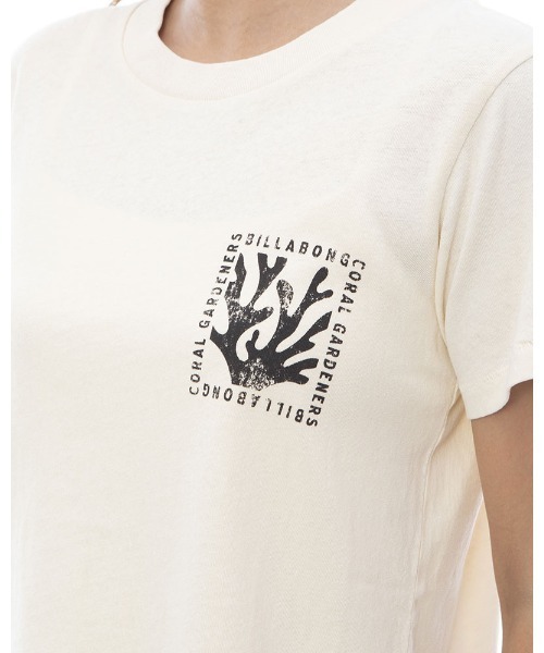 BILLABONG（ビラボン）の「BILLABONG レディース CORAL GARDENER SHRUNKEN TEE Ｔシャツ 【2024年春夏モデル】/ビラボンバックプリント半袖Tシャツ（Tシャツ/カットソー・レディース・ホワイト・MEDIUM）」の8枚目の写真