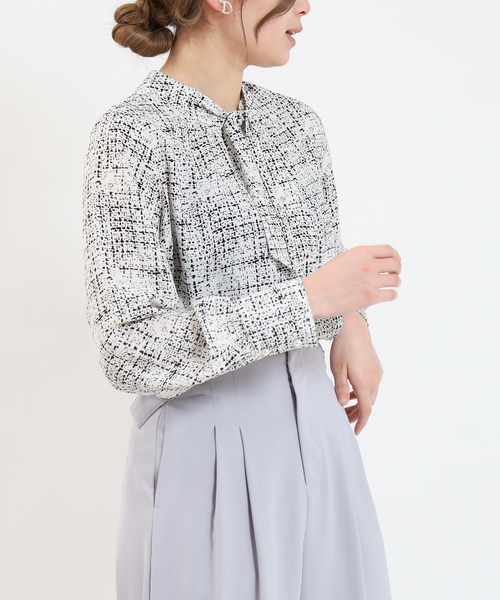 TRUDEA(トルディア)の「ツイード柄ブラウス(シャツ/ブラウス・レディース・ブラック/ホワイト・MEDIUM/LARGE)」の6枚目の写真