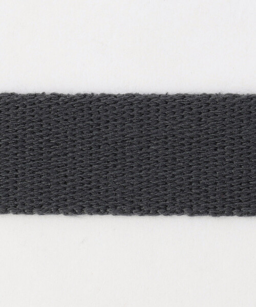 COMME CA ISM（コムサイズム）の「カラー テープ ベルト（ベルト・メンズ・ブラック/レッド/グリーン/チャコール・FREE）」の8枚目の写真