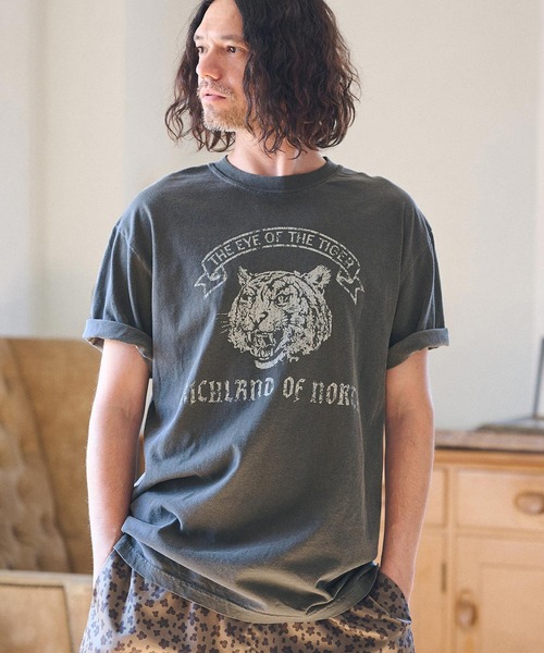 CAMBIO（カンビオ）の「mt8927- ヴィンテージ風Tシャツ（Tiger）（Tシャツ/カットソー・メンズ・ブラック/オフホワイト/イエロー・S/M/L/XL）」の4枚目の写真