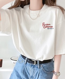 大人の上級カジュアル。綿100％ワンポイント刺繍ロゴTシャツ