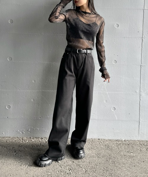 LVEU.(ラブユ.)の「【LVEU.】クルーネックラメシアートップス / トップス シアー シースルー ラメ クルーネック プルオーバー レイヤード ブラック グレー(Tシャツ/カットソー・レディース・ブラック/グレー・FREE)」の7枚目の写真