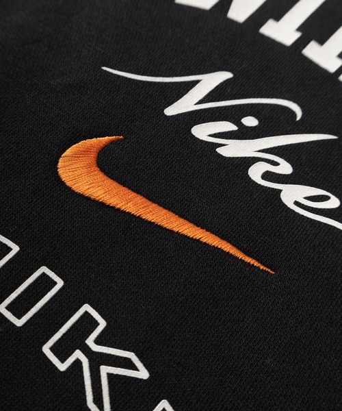 NIKE(ナイキ)の「【NIKE/ナイキ】ブランドロゴ ワンポイント刺繍&プリントデザイン クラブ フリース プルオーバー パーカー/裏起毛(パーカー・メンズ・ブラック/グレー・M/L/XL)」の8枚目の写真