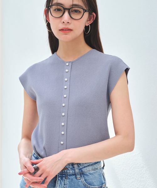 RUIRUE BOUTIQUE(ルイルエブティック)の「洗える UVカット | 選べるデザイン バック釦 フレンチリブサマーニット半袖(Bタイプ/パール釦) | ハイネック トップス リブニット ベーシック シンプル パール(ニット/セーター・レディース・ライトグレー/ブラック/アイボリー/ブルー・M/L)」の1枚目の写真