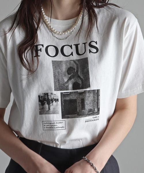 COURO（コウロ）の「アソートプリントTシャツ（Tシャツ/カットソー・レディース・ホワイト/ブラック/オートミール/ホワイト系/ホワイト系1/ホワイト系2/ホワイト系3/ブラック系/ブラック系1/ブラック系2/ブラック系3/ライトグレー系/ライトグレー系1/ライトグレー系2/ライトグレー系3・M/L）」の20枚目の写真