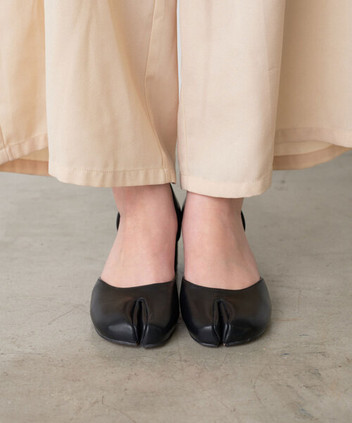 CIAOPANIC(チャオパニック)の「足袋ヒールパンプス(パンプス・レディース・シルバー/ブラック・35/36/37/38)」の4枚目の写真