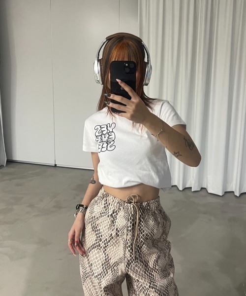 [YESEYESEE] C-Logo Dot Tee★Tシャツ セール】C-Logo Tee（Tシャツ/カットソー）｜YESEYESEE（イエス