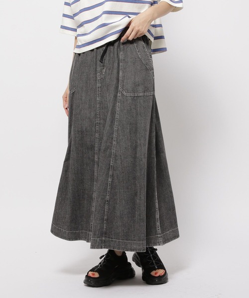 niko and...（ニコアンド）の「ベルトフレアスカート（スカート・レディース・チャコール/オレンジ/サックスブルー/アイボリー/ライトブルー・MEDIUM/LARGE）」の18枚目の写真