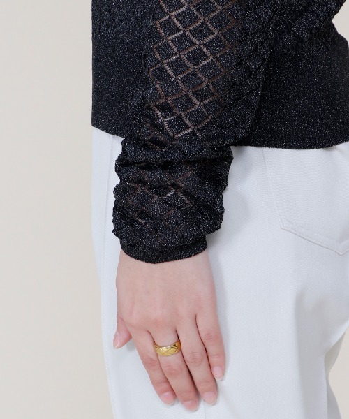 TITE IN THE STORE（ティテ　インザ　ストア）の「ダイヤ柄フリルネックニット（ニット/セーター・レディース・ブラック/オフホワイト・FREE）」の19枚目の写真