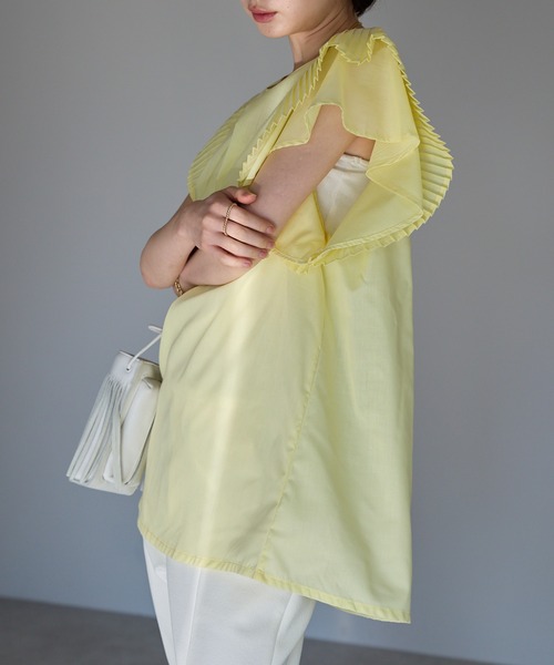 新品ELLIE タックプリーツブラウス　ohga yori heve sono ELLIE タックプリーツブラウス ohga yori heve sono 夏セール