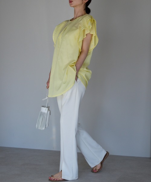 新品ELLIE タックプリーツブラウス　ohga yori heve sono ELLIE タックプリーツブラウス ohga yori heve sono 夏セール