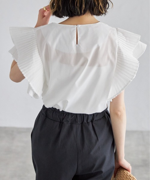 each（イーチ）の「プリーツスリーブタックプラウス（シャツ/ブラウス・レディース・ホワイト/グレー/ブルー/ピンク/グリーン/オレンジ/ブラック/カーキ/ライトベージュ/ネイビー/モカ/ライトパープル/ライトグリーン/ライトブルー/ライトイエロー・FREE）」の17枚目の写真